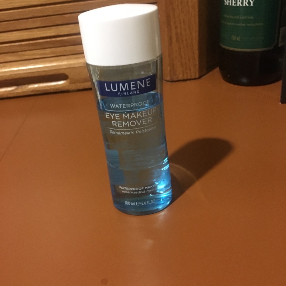 Lumene eye makeup remover